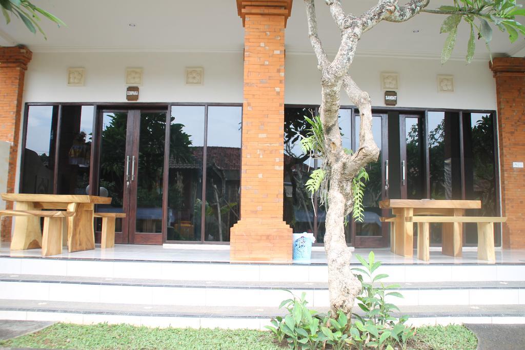 Ayu Bungalow 2 Ubud Esterno foto