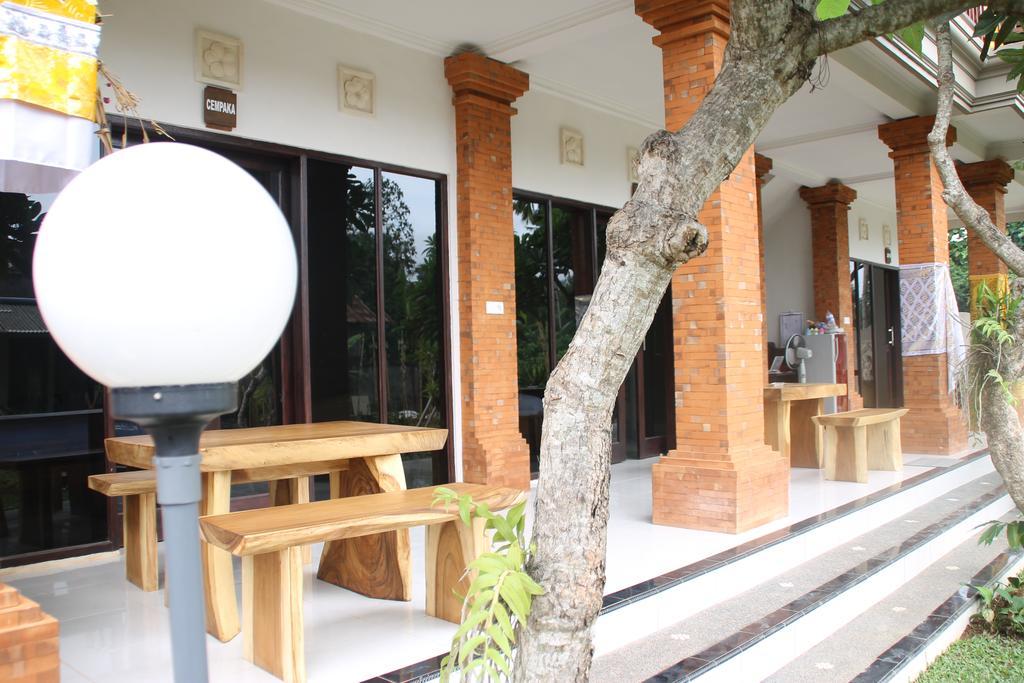 Ayu Bungalow 2 Ubud Esterno foto